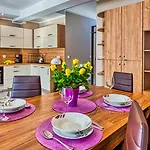 11-go 26 I 22 Listopada By Royal Aparts Apartment *