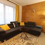 Apartment 11-go 26 I 22 Listopada By Royal Aparts