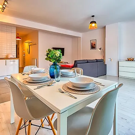 11-go 26 I 22 Listopada By Royal Aparts