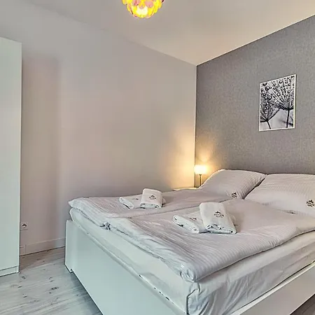 11-go 26 I 22 Listopada By Royal Aparts アパート Świeradów-Zdrój