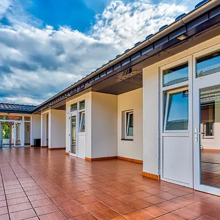 Appartement 11-go 26 I 22 Listopada By Royal Aparts