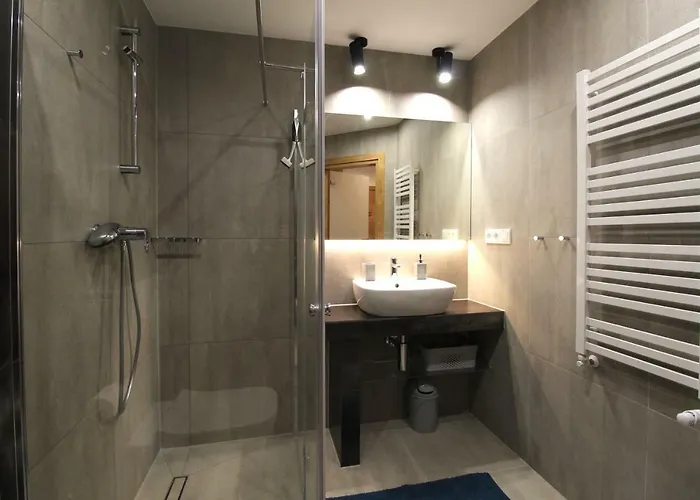 Apartment 11-go 26 I 22 Listopada By Royal Aparts